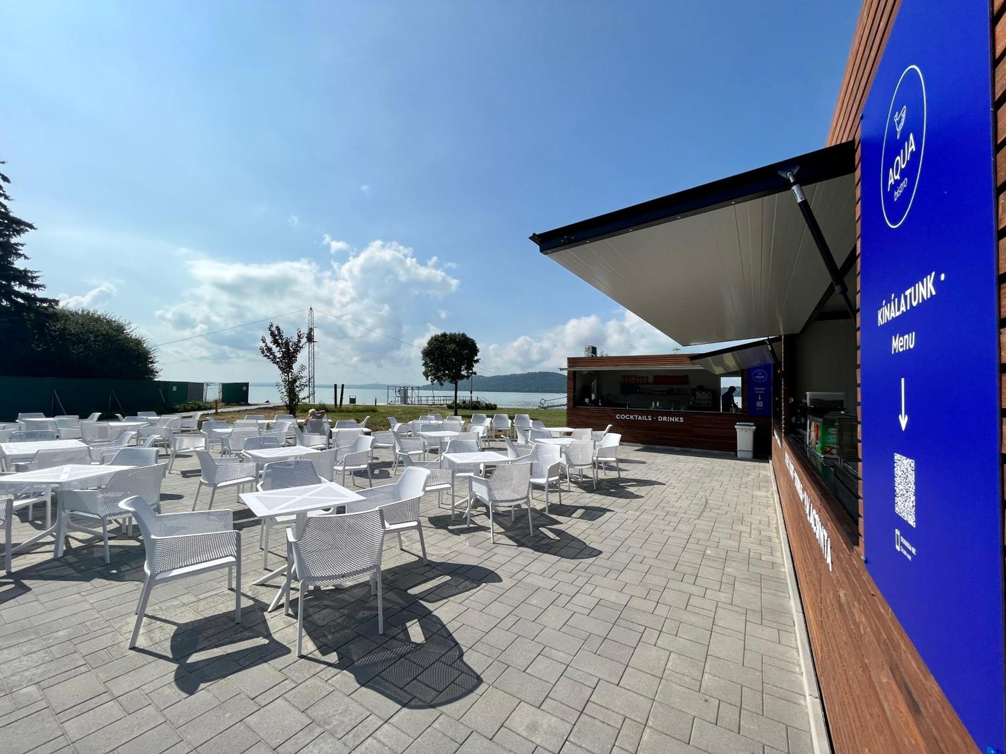 Balatontourist Fuered Camping & Bungalows 巴拉顿菲赖德 外观 照片